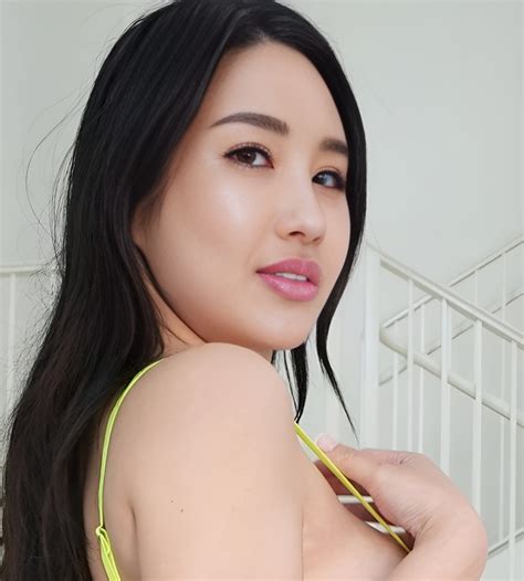 suki sin suki sin is the horniest she’s ever been|PervMom .